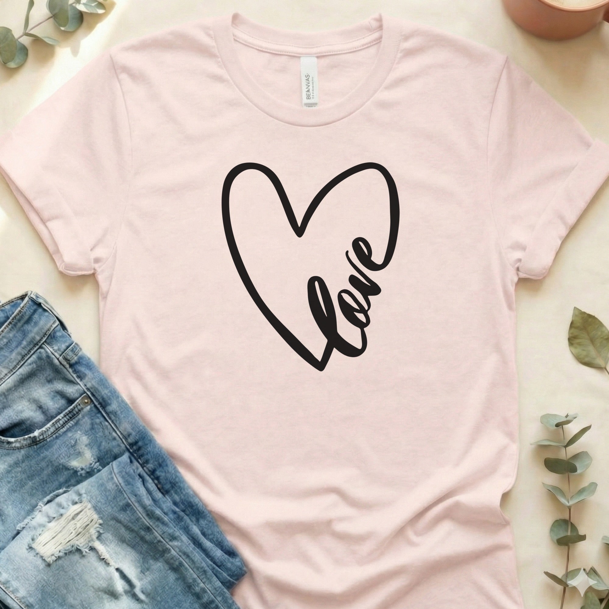 Love Heart Graphic Design T-shirt Top for Casual Wear